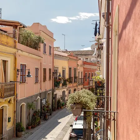 Domus De Silva - In Centro Storico A Cagliari