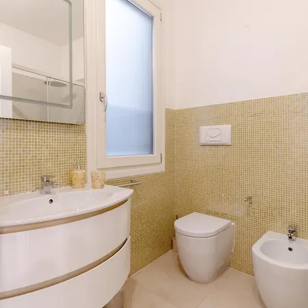 Domus De Silva - In Centro Storico A Apartmán