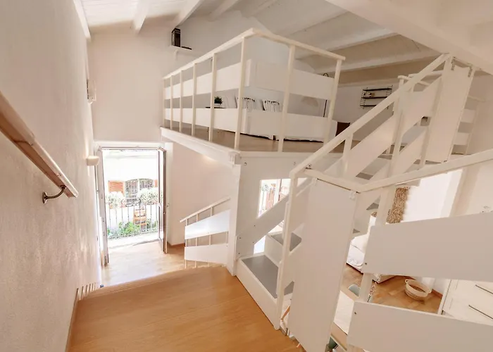 Apartment Domus De Silva - In Centro Storico A *